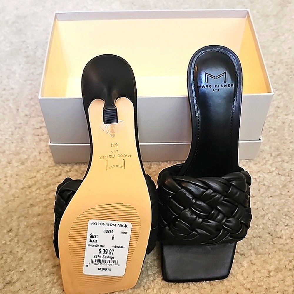 Marc Fisher Black Quilted Mules Sleek Slip-On Design NEW IN BOX - Picture 2 of 4